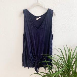 Universal Thread Tank